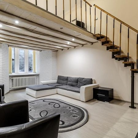 Apartmán Fredra 4A Street Lvov Exteriér fotografie