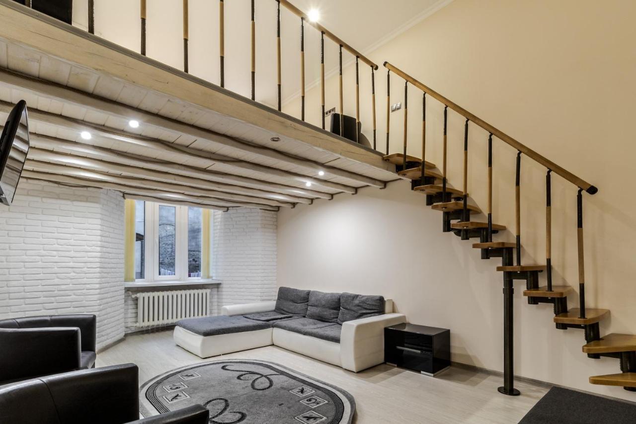 Apartmán Fredra 4A Street Lvov Exteriér fotografie